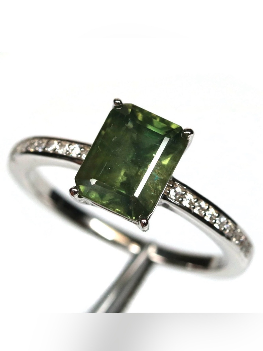 Rare Natural Green Sapphire 1.82CT Ring Zircon accent 925 Sterling Silver Size 6